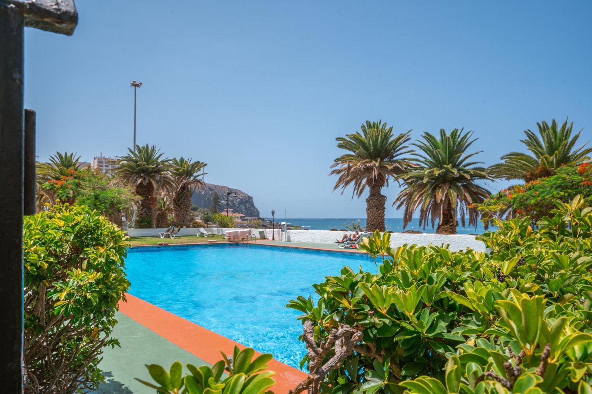 Go2Tenerife Apart'Dida Pool & First Line Of The Sea Лос-Крістіанос Екстер'єр фото